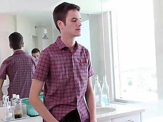GayRoom Horny Hipsters Decide To Fuck