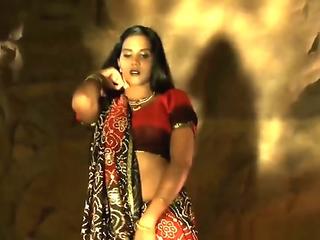 Sexy Dancer From Bollywood